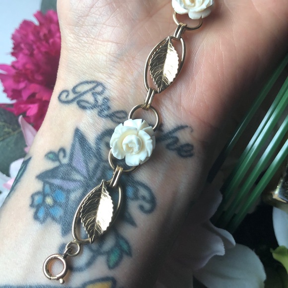 True vintage 1/20th 12k gold filled bracelet - Picture 3 of 7